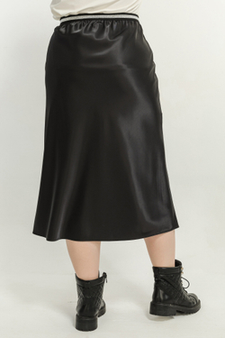 Юбка Averi  из плотного атласа на резинке.