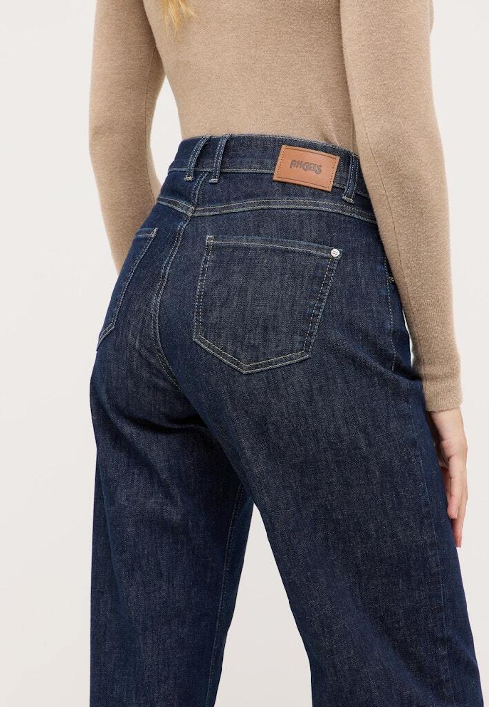 Джинсы Angels 350250030 31 Liz