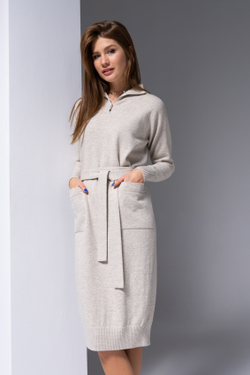 Платье Barbara Geratti прямого силуэта, длиной ниже колена шерсть — 37%, шелк — 18%, ПАН — 45%