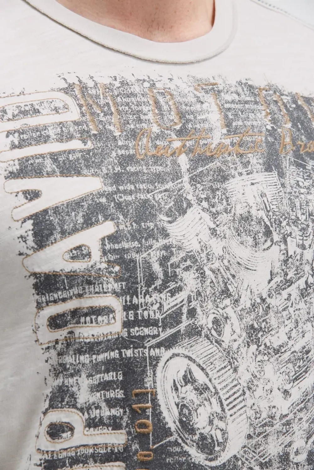 Лонгслив Camp David CG2507-3609-22