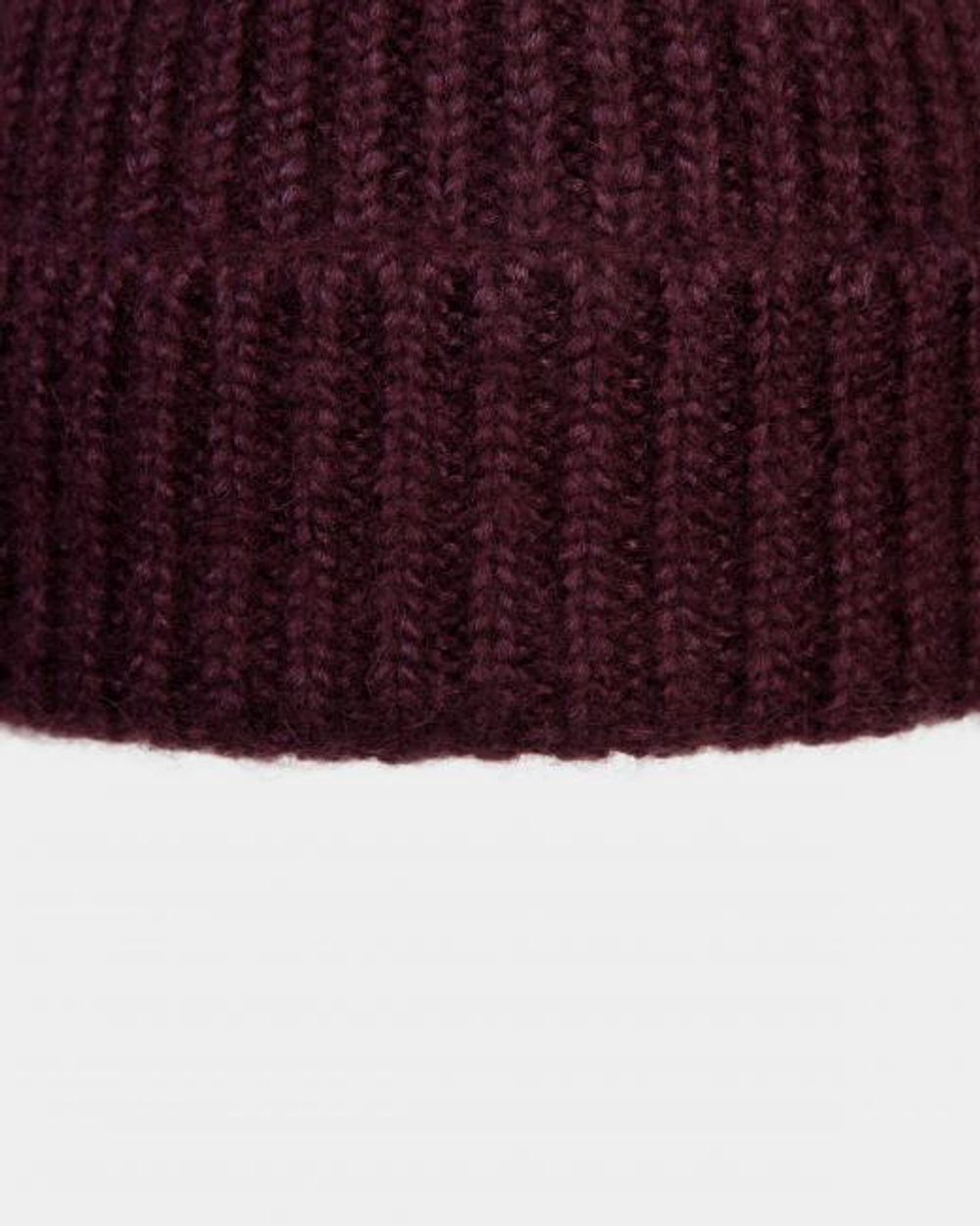 Шапка Canoe  SILK 35% суперкид мохер, 23% кашемир, 42% шелк