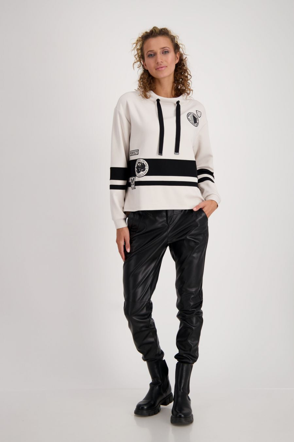 Свитшот Monari