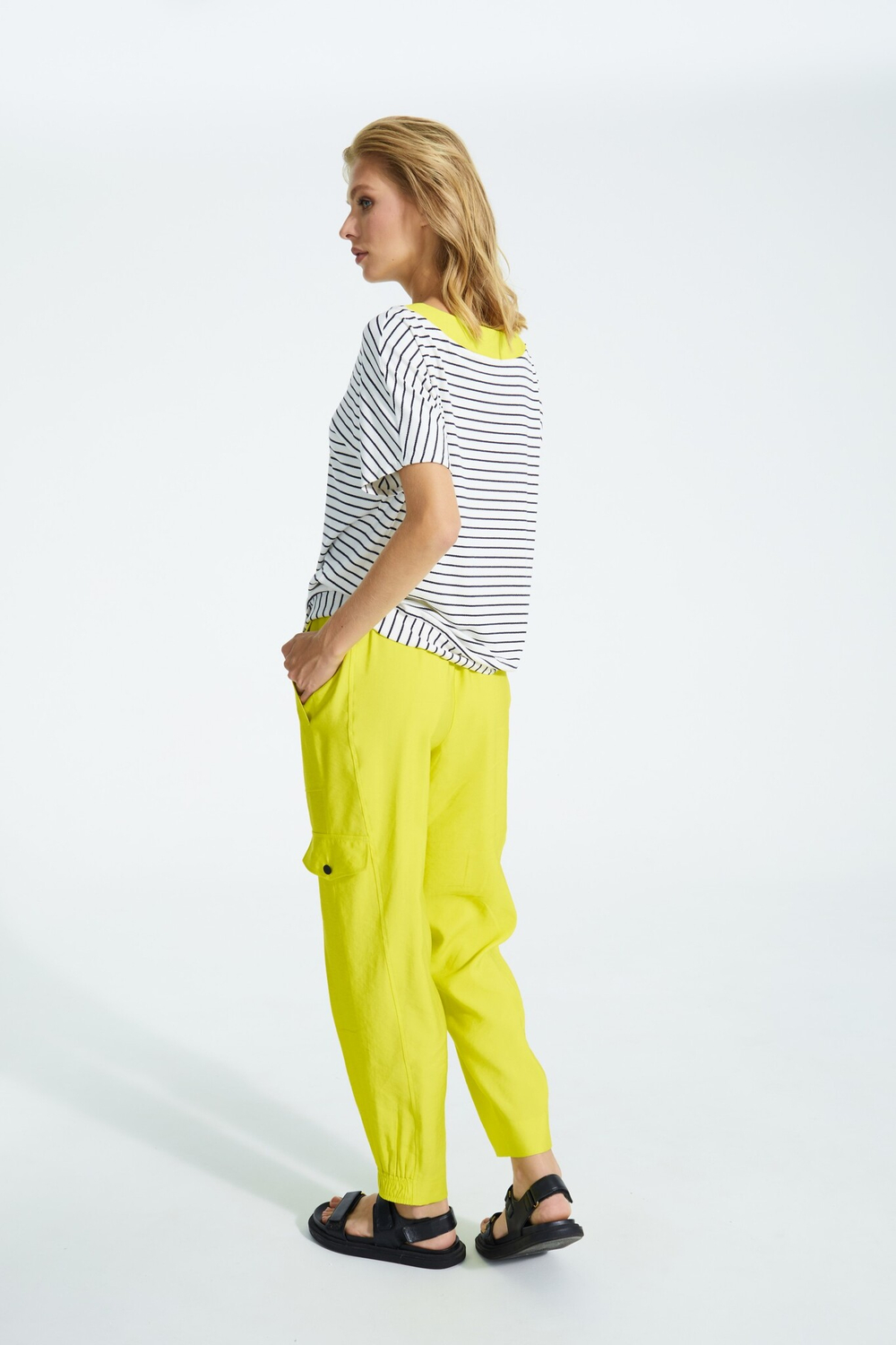 Брюки Nika   Состав: 86% Вискоза, 14% Полиэстер 5860