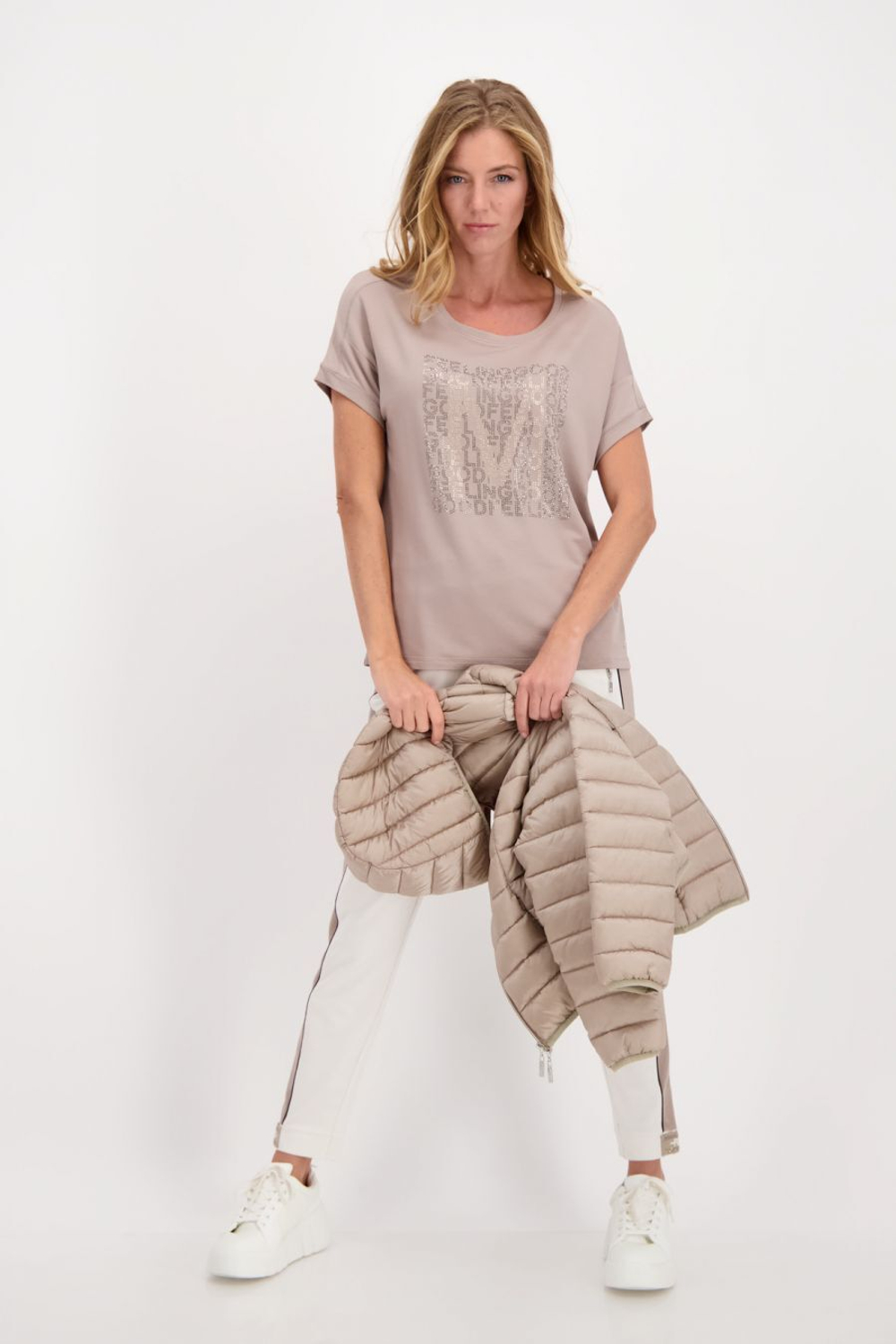 Футболка Monari 45% Вискоза