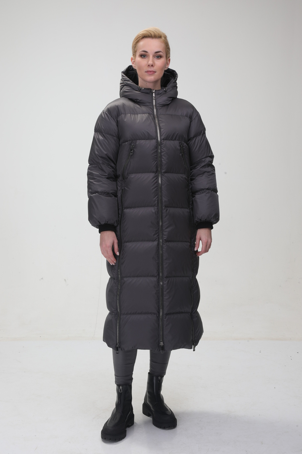 Пальто Avi OTILIA Теплое женское пуховое пальто прямого кроя с приспущенными плечами 90% пух, 10% перо.