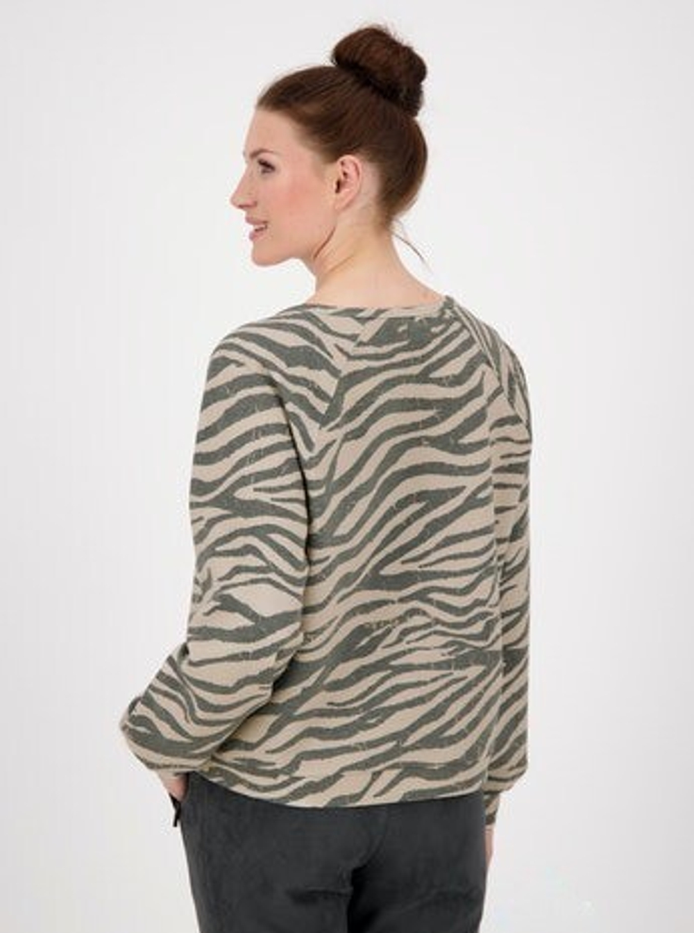 Джемпер Monari