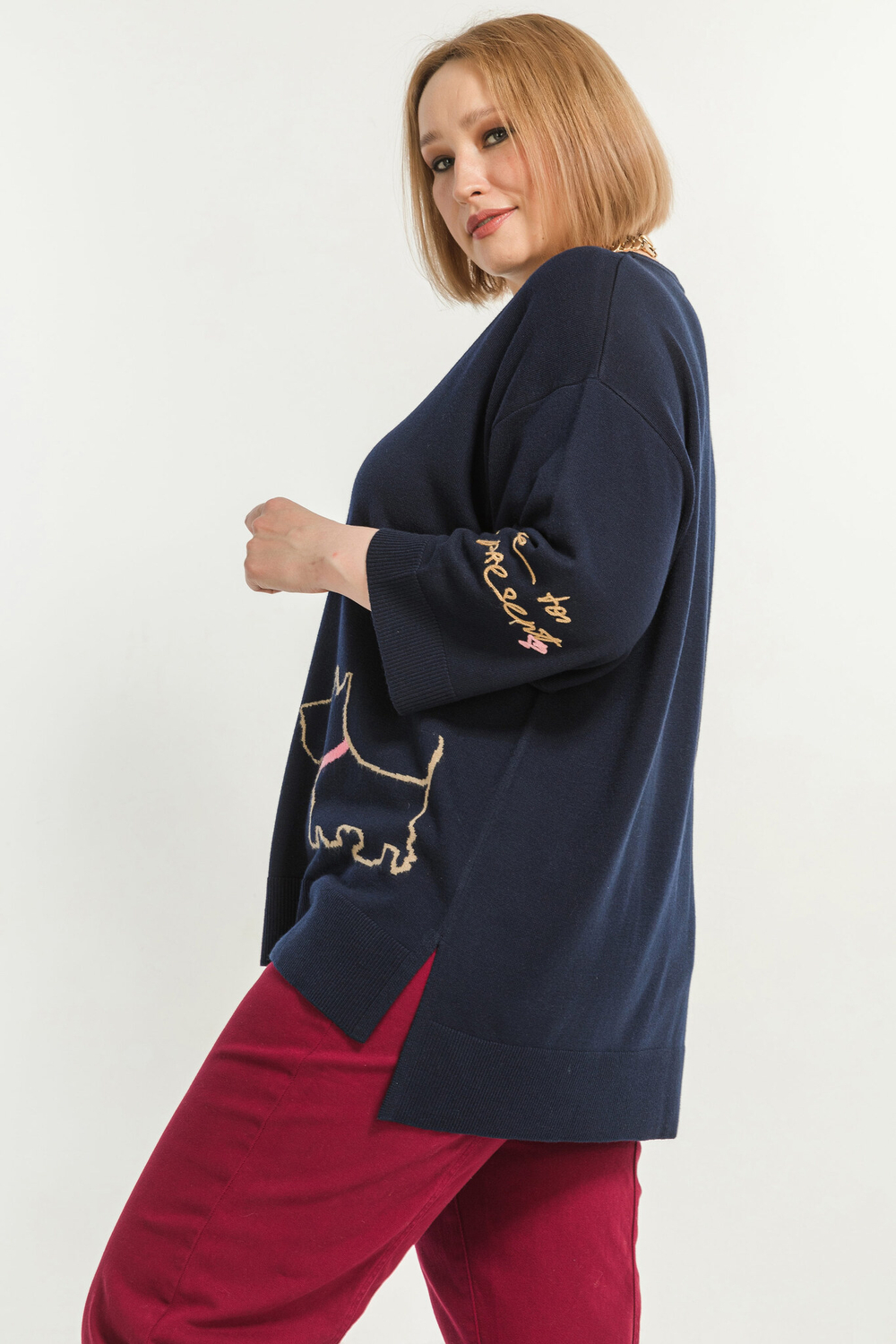 Джемпер Averi из вискозной пряжи прямого силуэта.